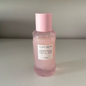 ✨GLOW RECIPE WATERMELON GLOW PHA + BHA PORE TIGHT TONER✨